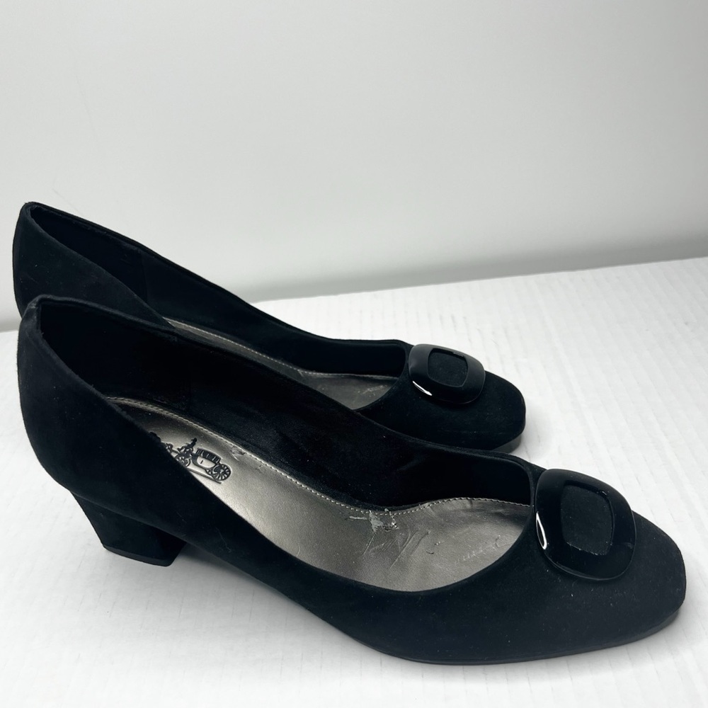 Classic Block Heel Pumps Round Toe Comfortable Coach & Four Suede Black Size 11